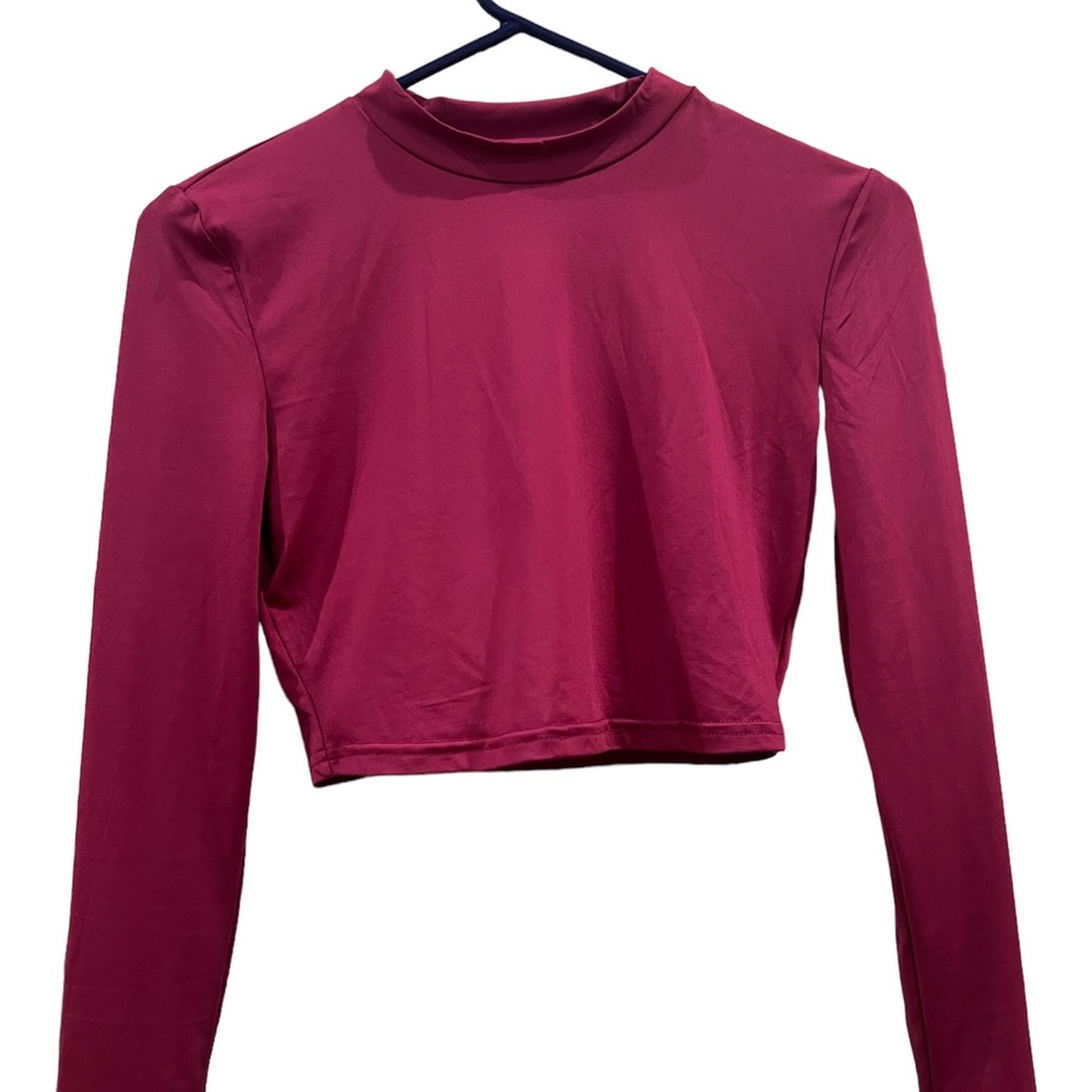 Cute long sleeve crop from Shein!